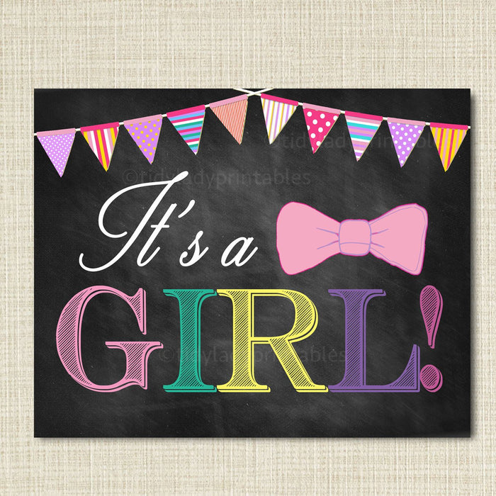 It's a GIRL Pregnancy Announcement, Printable Chalkboard Poster Prop, Girl Pregancy Reveal, Little Baby Girl Photo Prop, Girl Gender Reveal